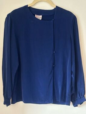 100% Silk Vintage Macy's Clubhouse Navy Blue Blouse Sz 10 Fits US 4P